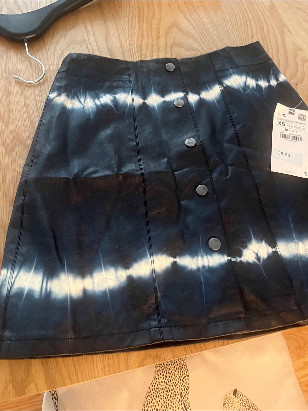 Zara Navy and White Tie-Dye Button Mini Skirt